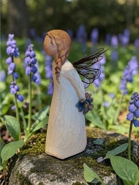 “ Thank you “ Willow Tree Figurine by Susan Lordi